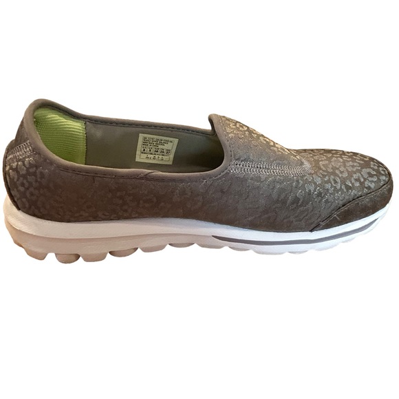 Skechers Go Walker Silver Gray Safari Memory Foam Slip-on Sneakers Flats 8 - Picture 9 of 10